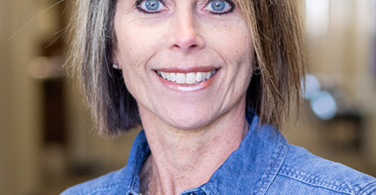 Wendy Helleloid